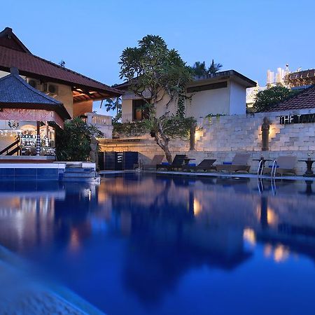 The Taman Ayu Hotel Seminyak Buitenkant foto